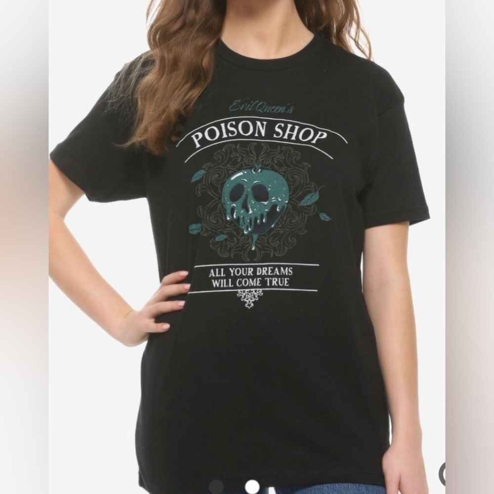 NWT Disney villains evil queen poison shop tee Halloween t shirt